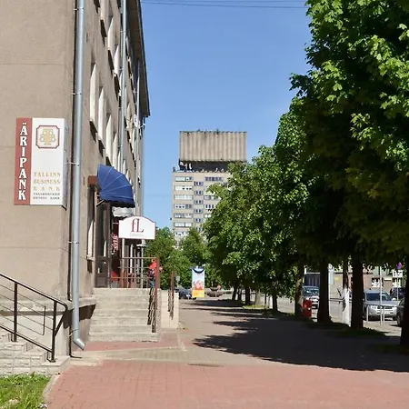 Central N&n * Narva